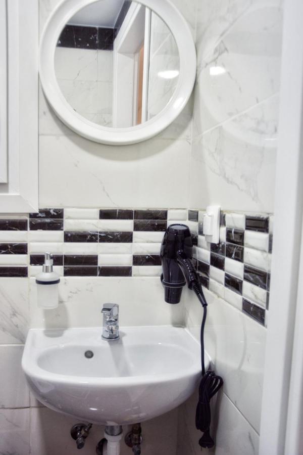 Dionisooss Apartment 아테네 외부 사진
